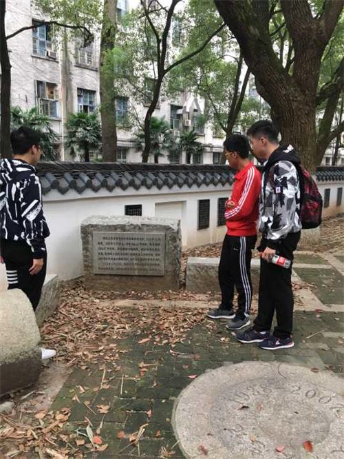 m1539496247237073.jpg 伟德victor1946老图书馆.jpg